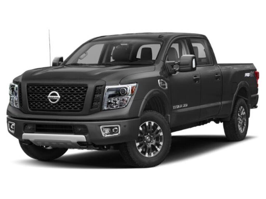 2019 NISSAN Titan