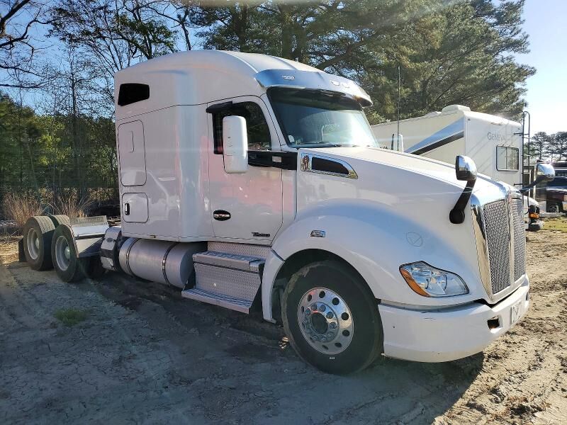 2020 KENWORTH T680