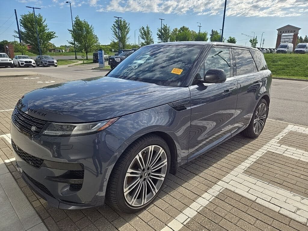 2024 LAND ROVER Range Rover Sport