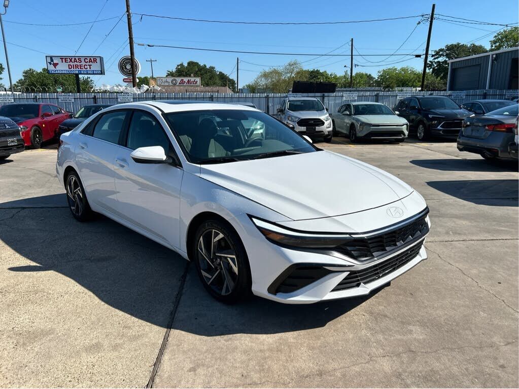 2025 HYUNDAI Elantra