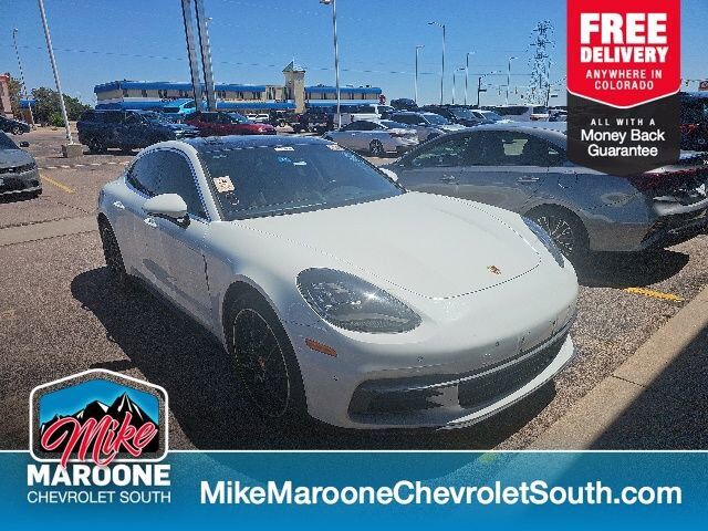 2017 PORSCHE Panamera