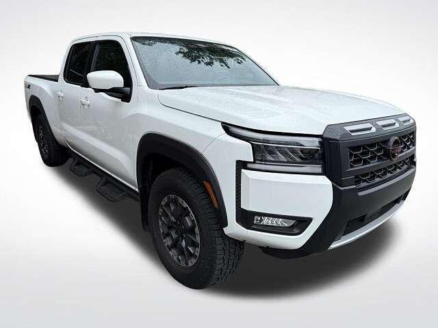 2025 NISSAN Frontier