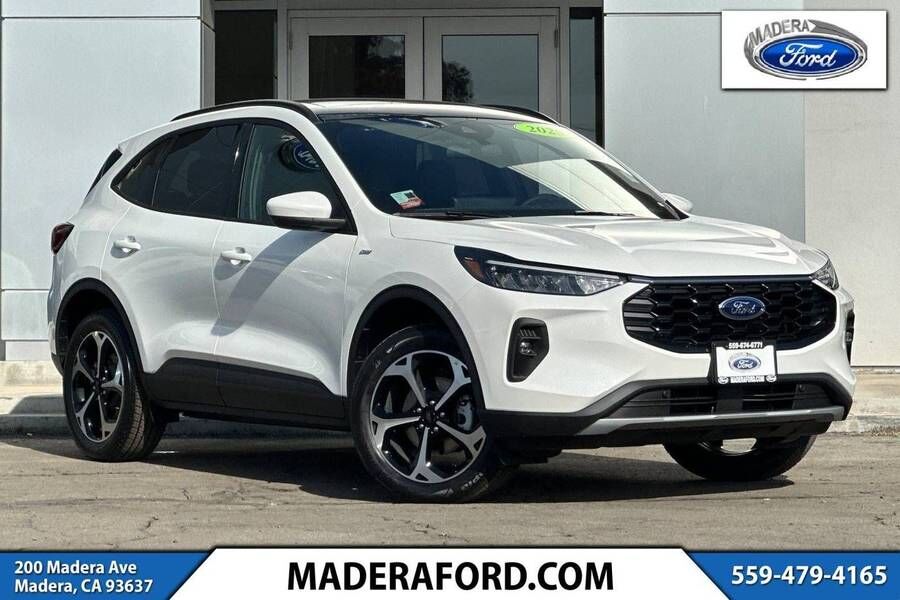 2025 FORD Escape
