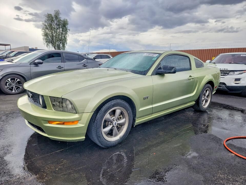 2005 FORD Mustang