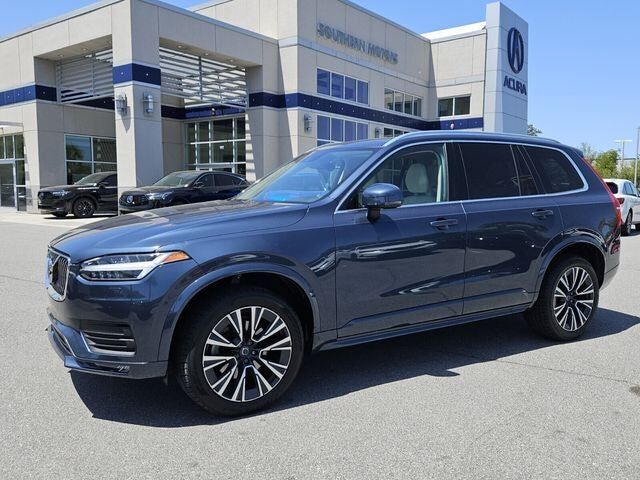 2022 VOLVO XC90