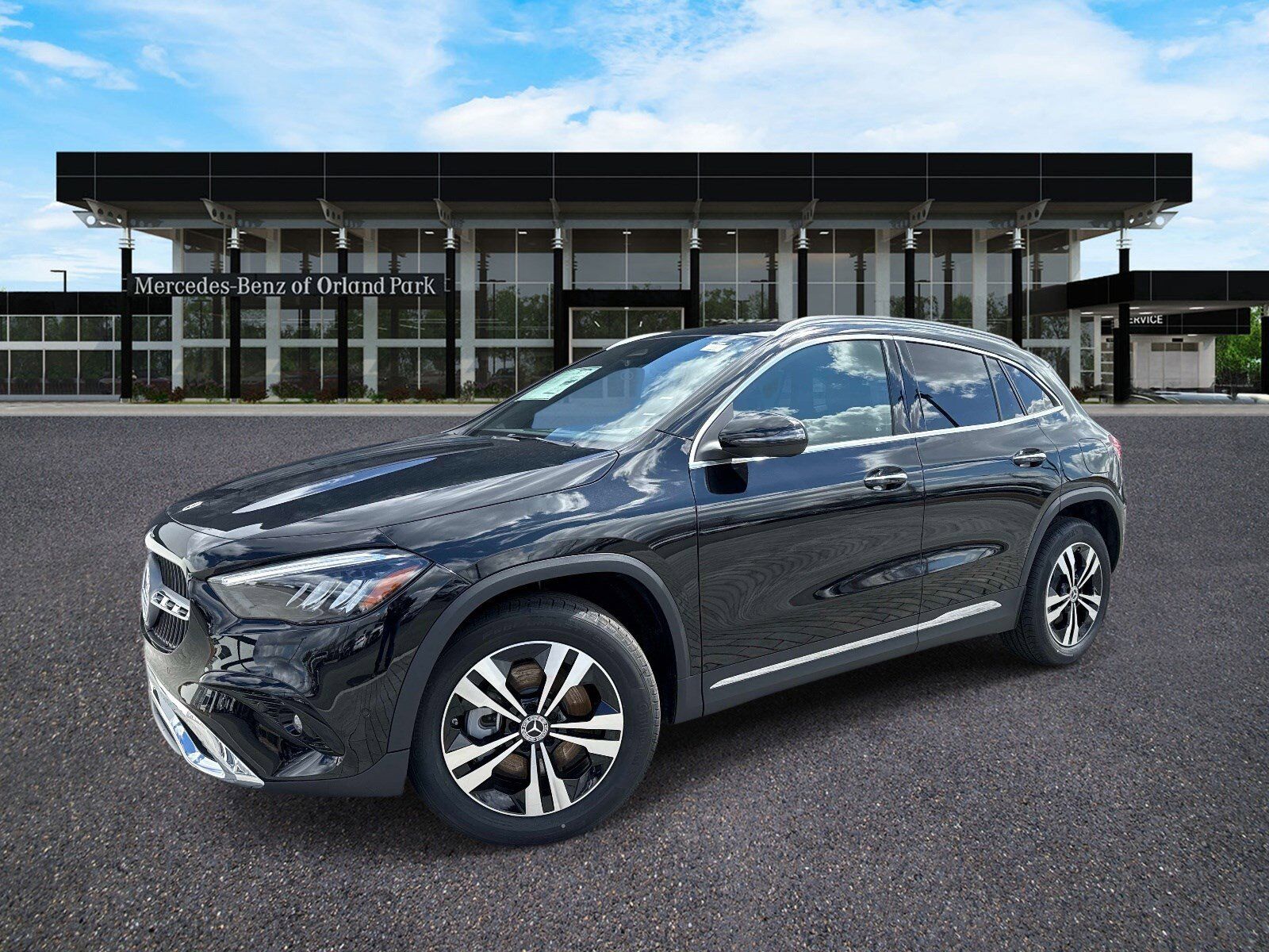 2026 MERCEDES-BENZ GLA-Class