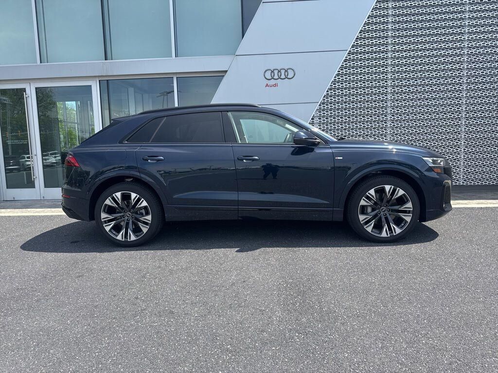 2026 Audi Q8