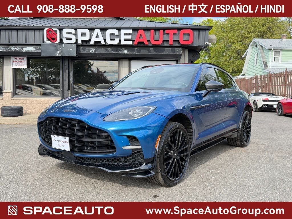 2023 ASTON MARTIN DBX