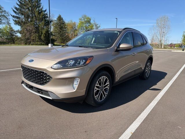 2020 FORD Escape