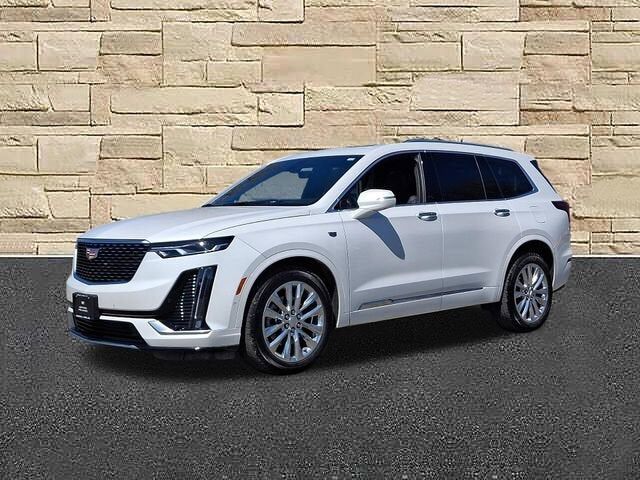 2025 CADILLAC XT6