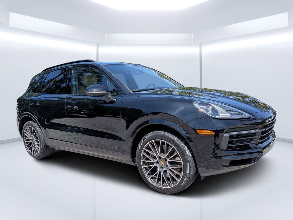 2022 PORSCHE Cayenne