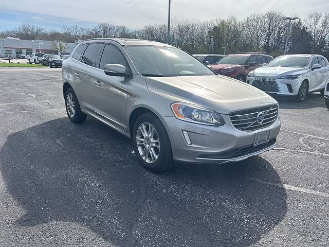 2016 VOLVO XC60