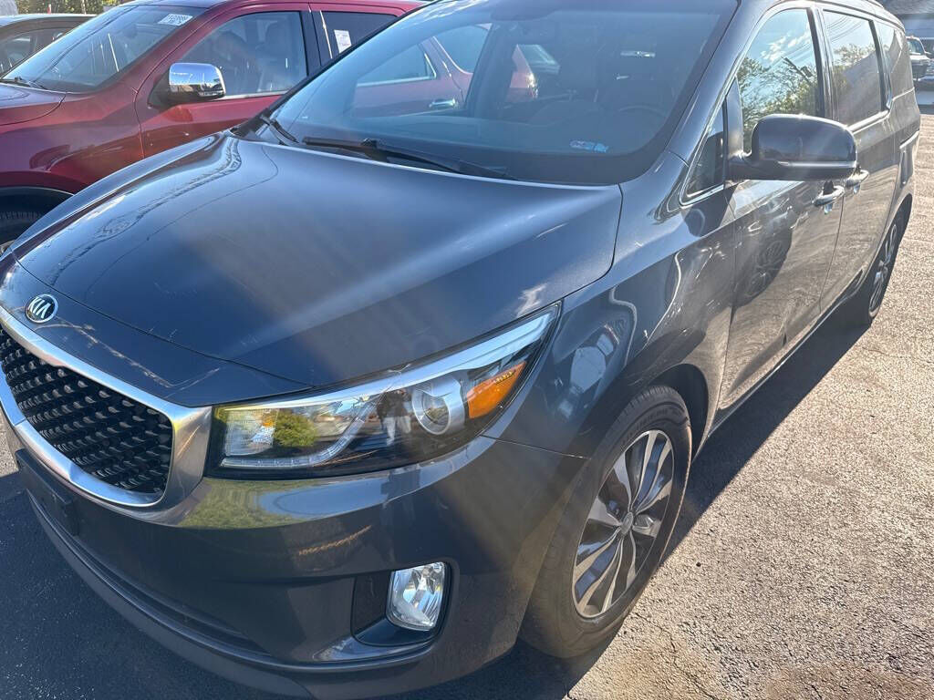 2016 KIA Sedona