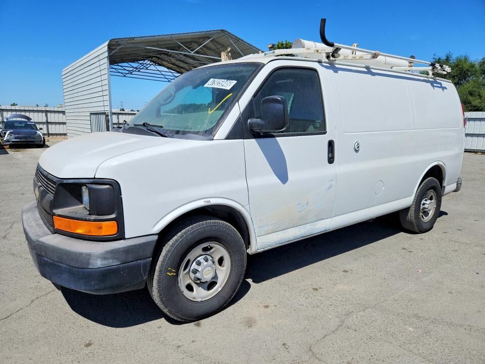 2013 CHEVROLET Express