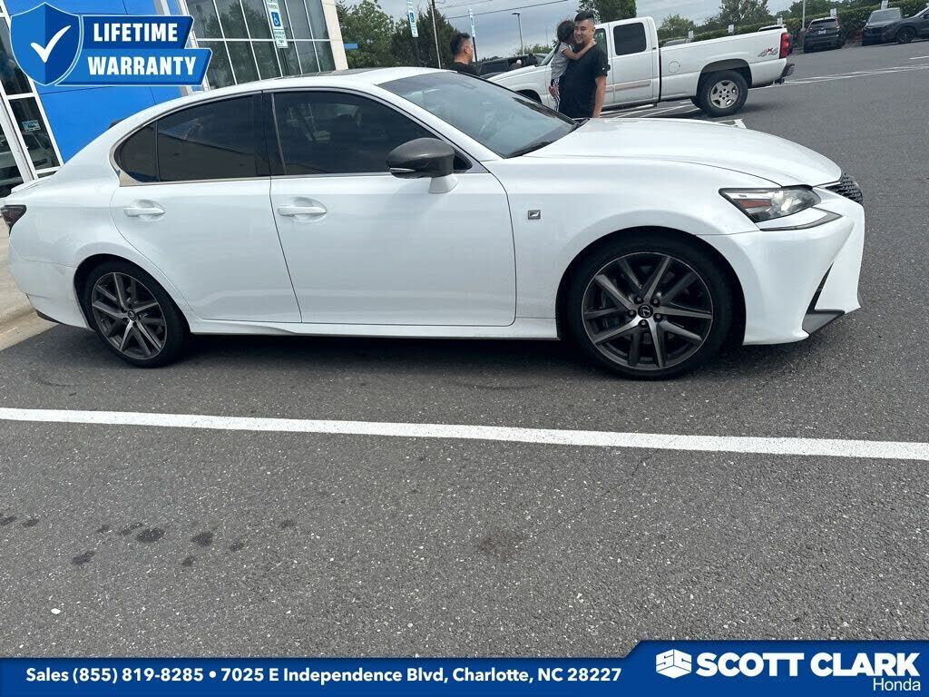 2017 LEXUS GS