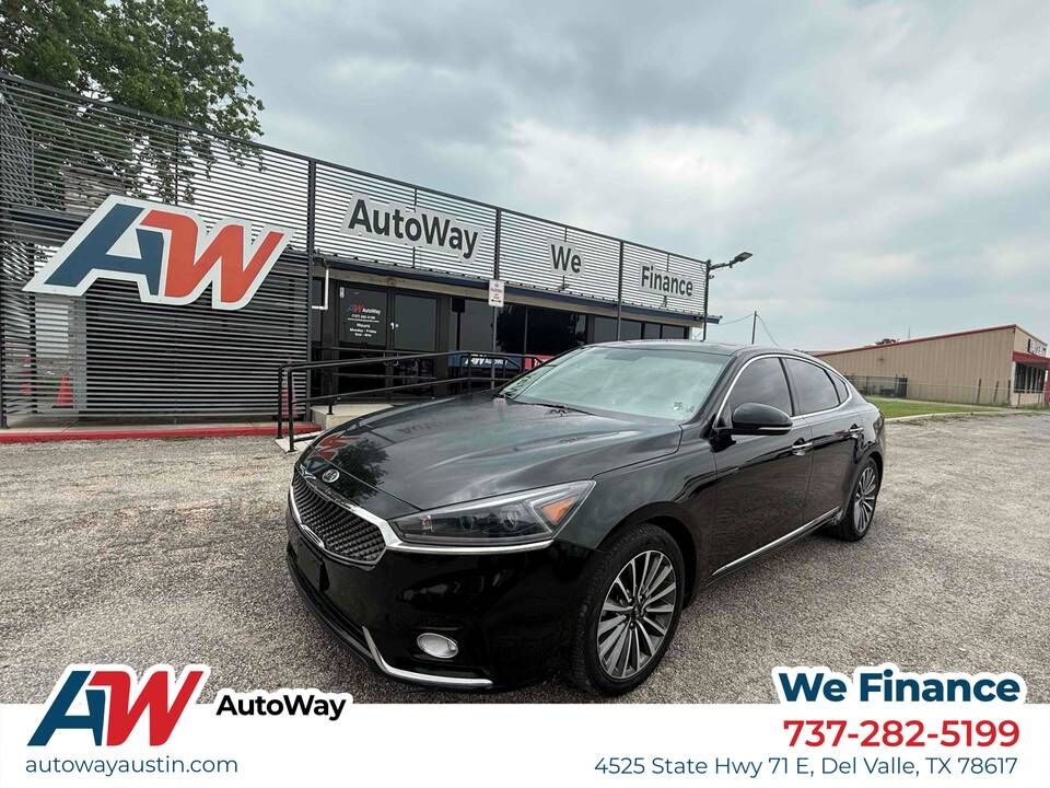 2017 KIA Cadenza