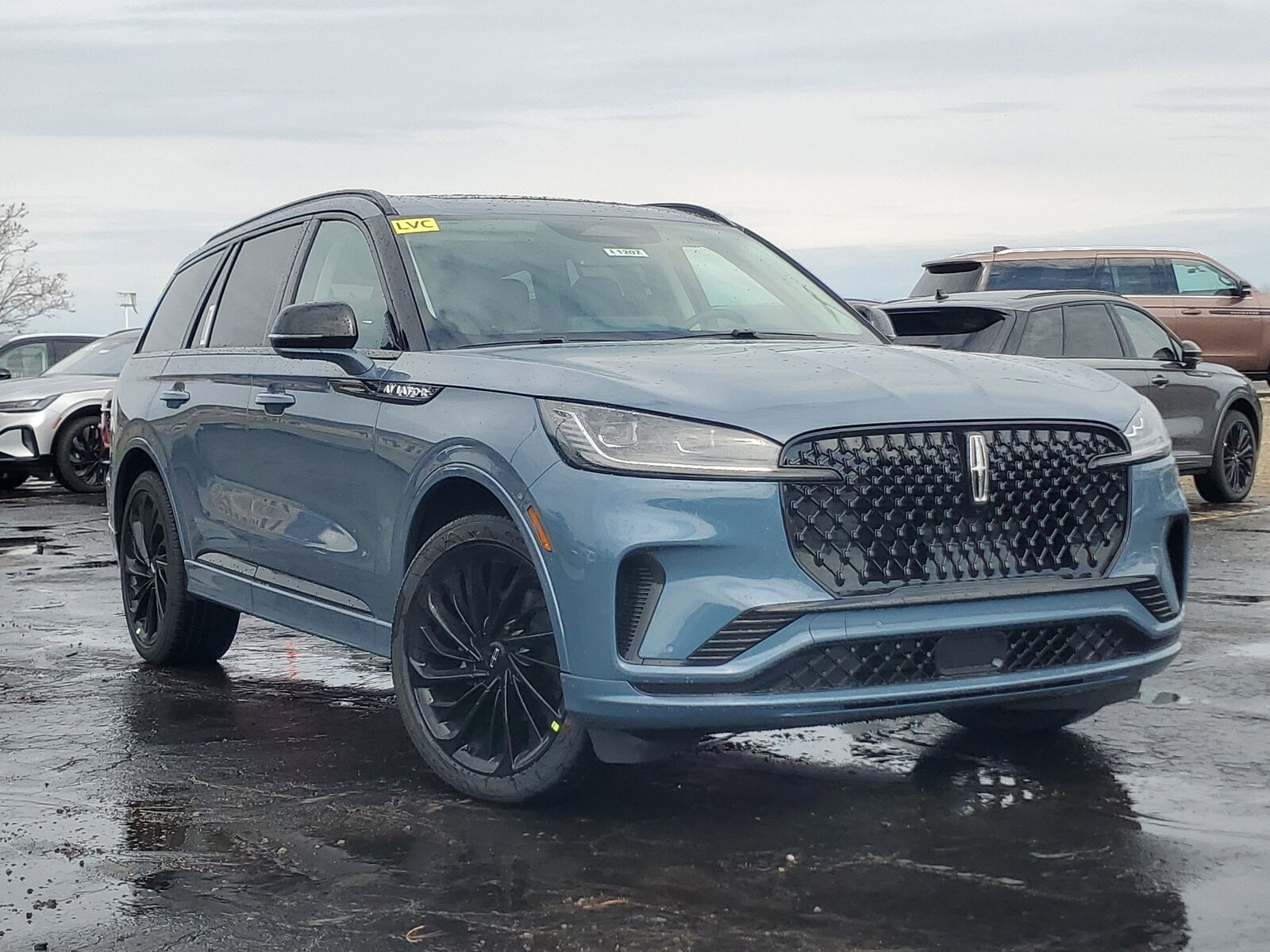 2026 LINCOLN Aviator