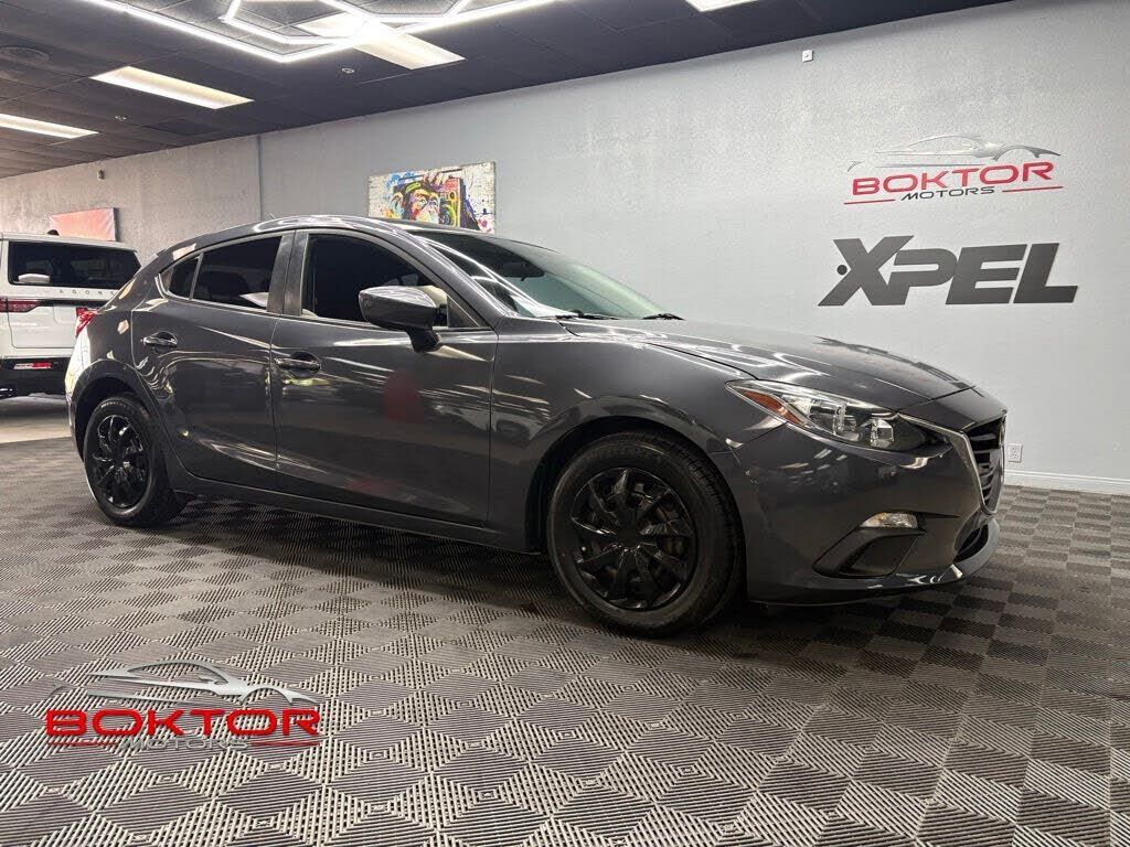 2015 MAZDA Mazda3
