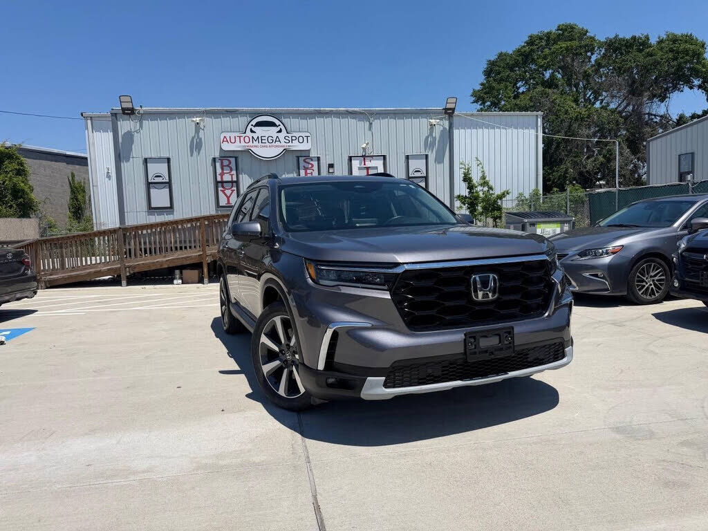 2025 HONDA Pilot