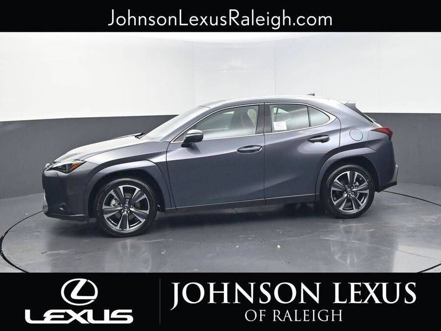 2026 LEXUS UX