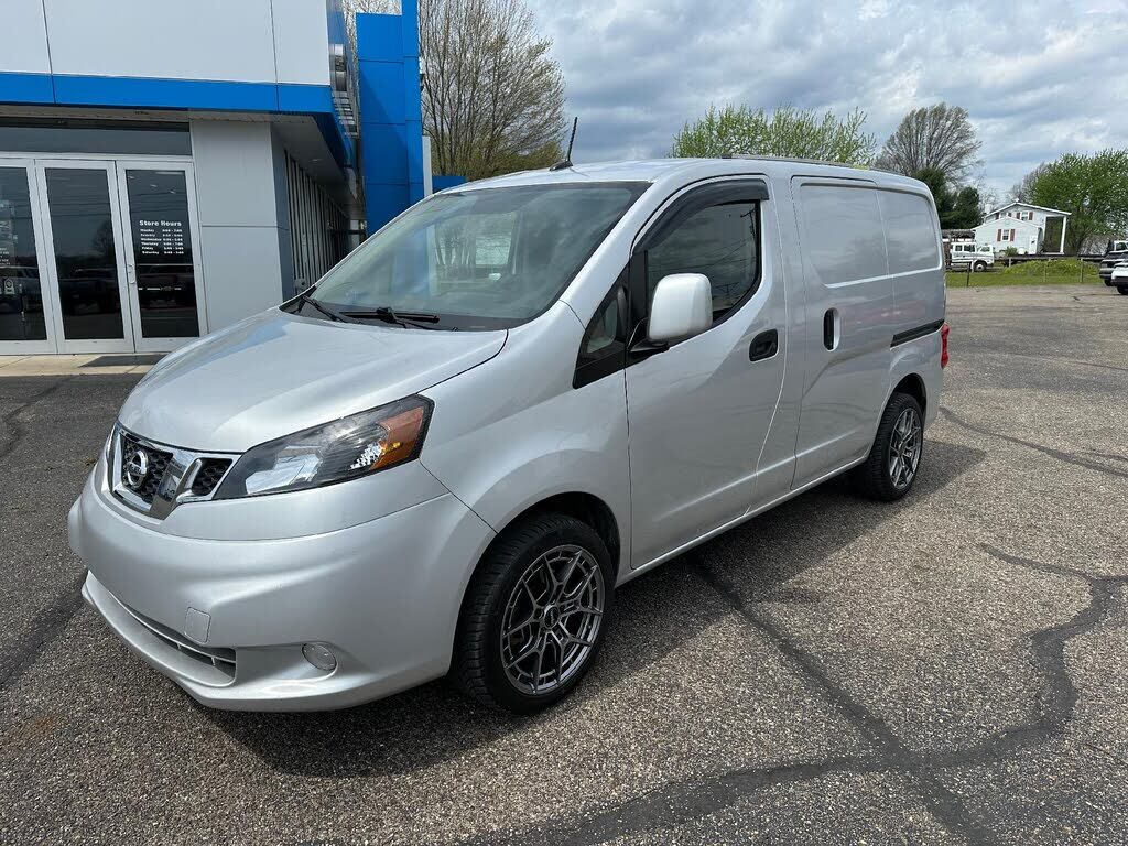 2020 NISSAN NV200