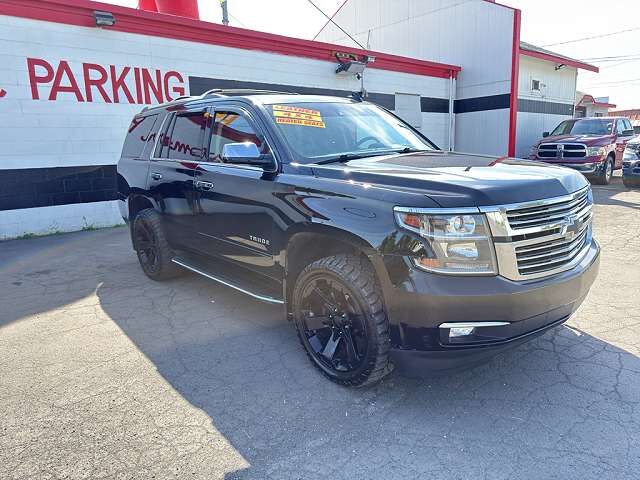 2017 CHEVROLET Tahoe