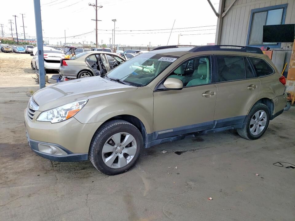 2010 SUBARU Outback