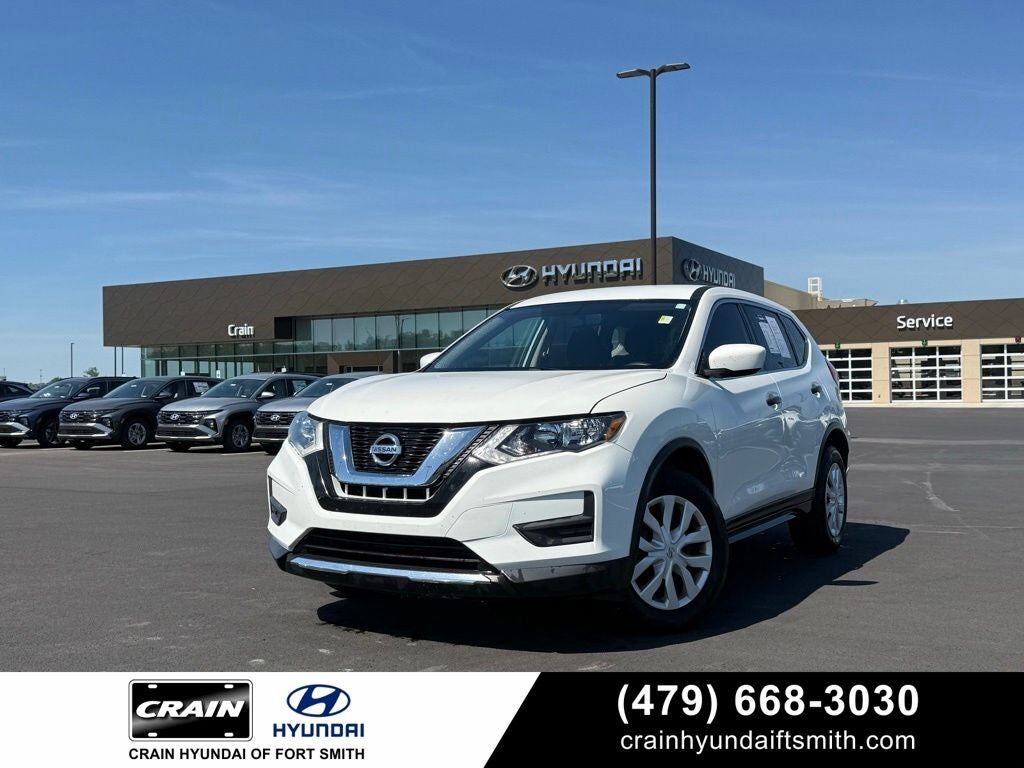 2017 NISSAN Rogue