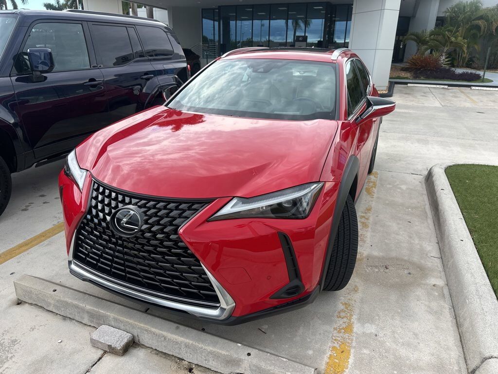 2024 LEXUS UX