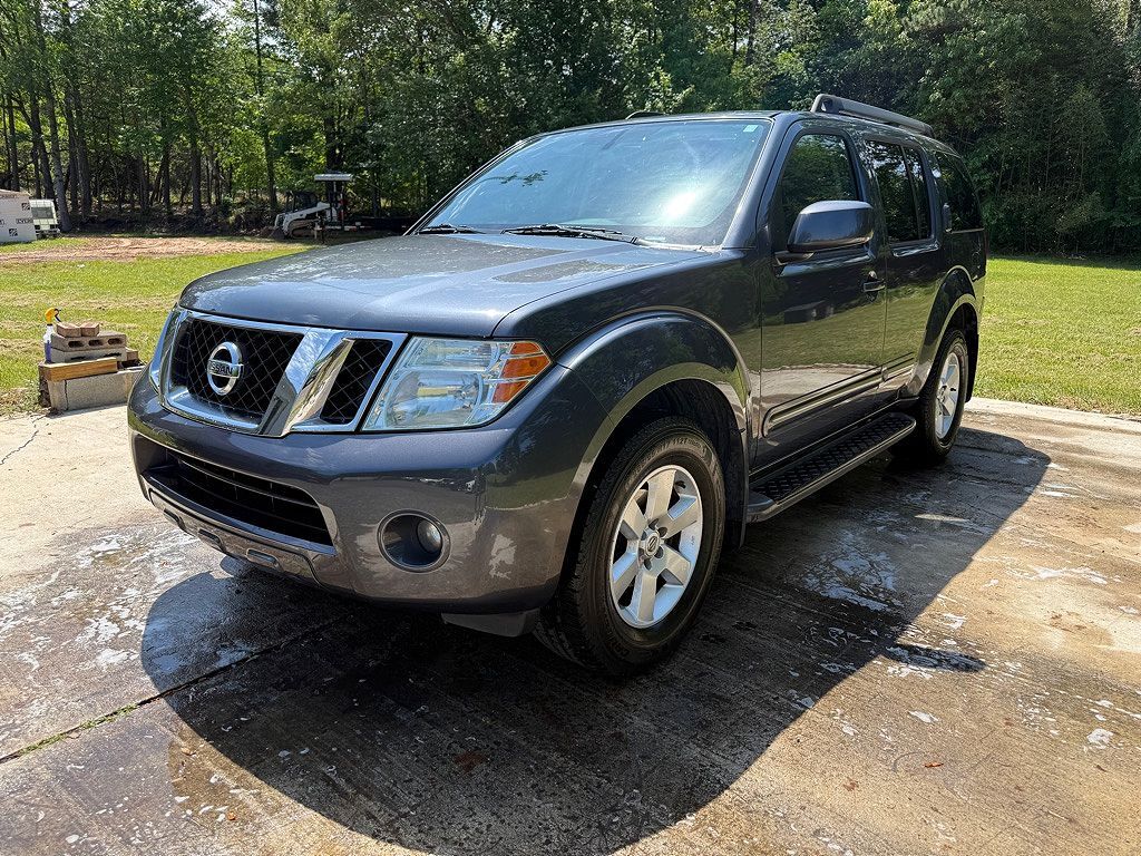 2011 NISSAN Pathfinder