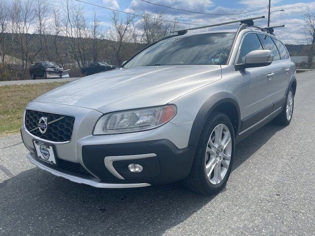 2016 VOLVO XC70