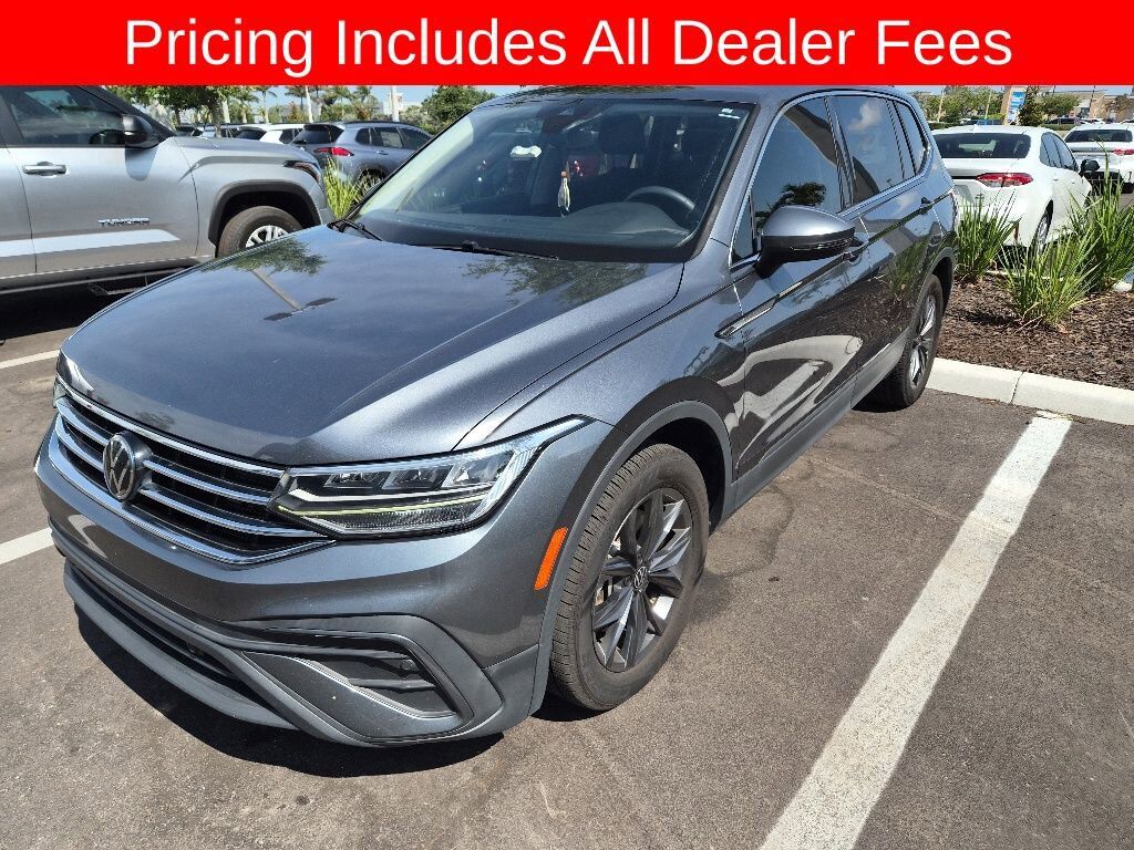 2022 VOLKSWAGEN Tiguan