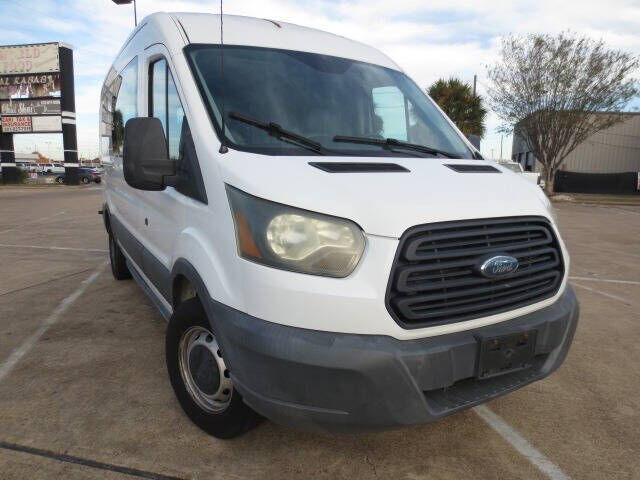 2015 FORD Transit