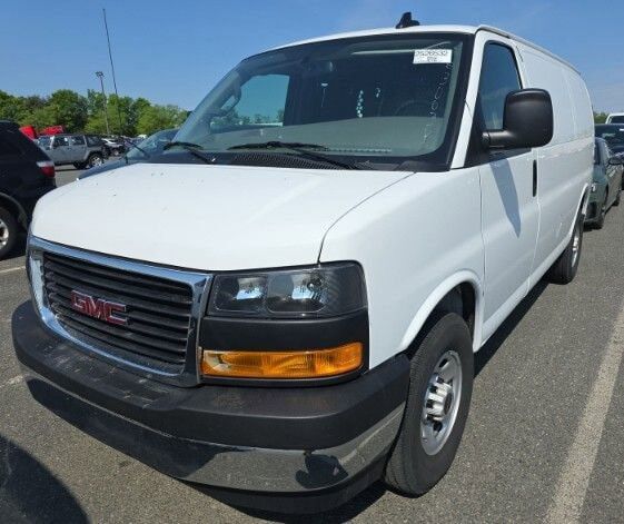2024 GMC Savana