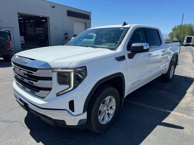 2023 GMC Sierra
