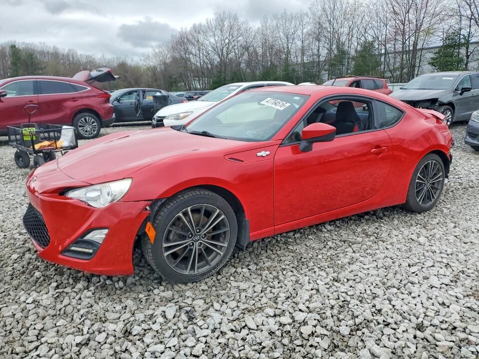 2013 TOYOTA Scion