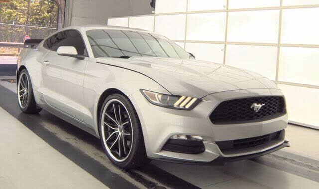 2017 FORD Mustang