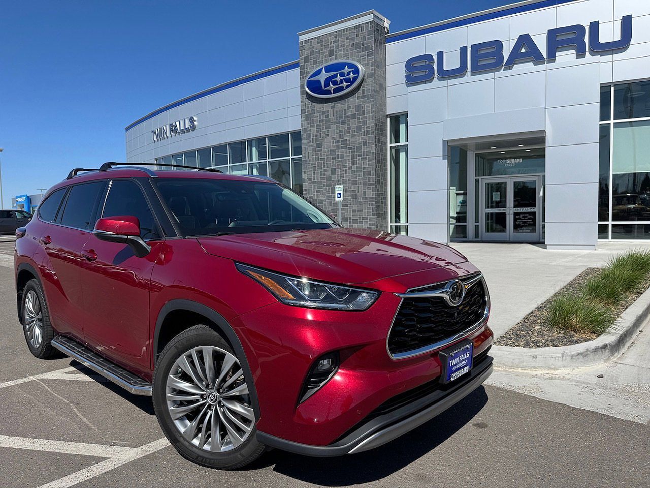 2022 TOYOTA Highlander