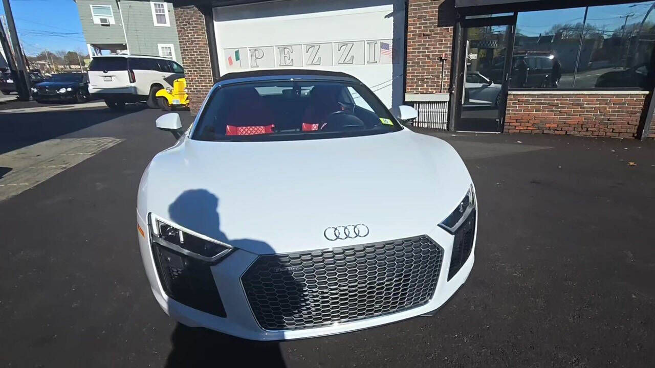 2018 AUDI R8