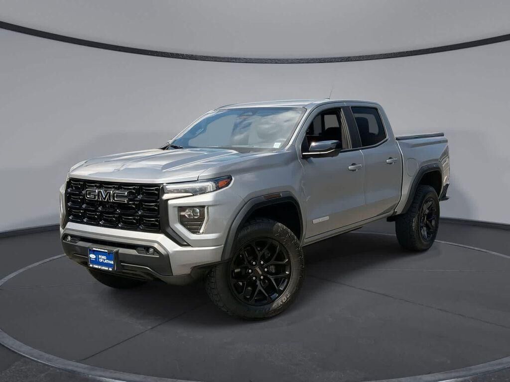 2024 GMC Canyon