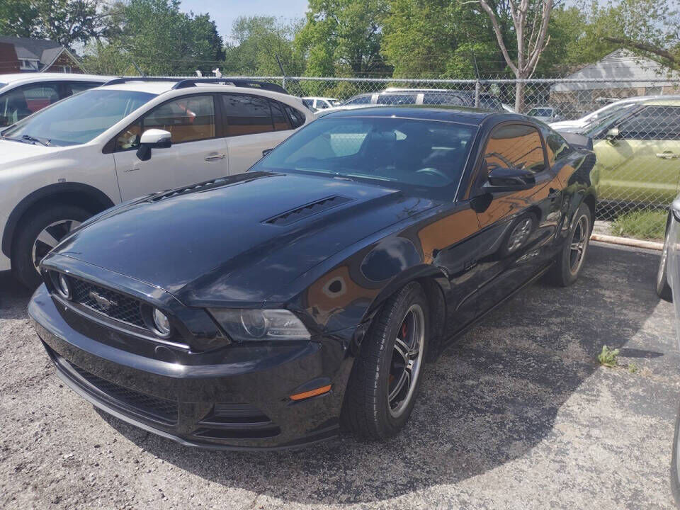2013 FORD Mustang