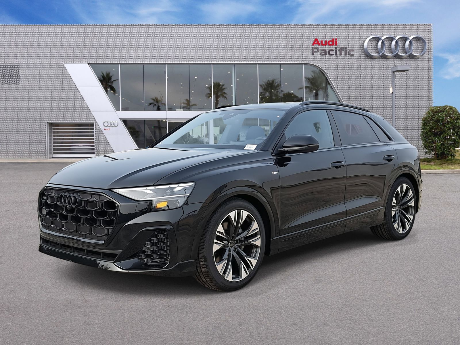 2026 AUDI Q8