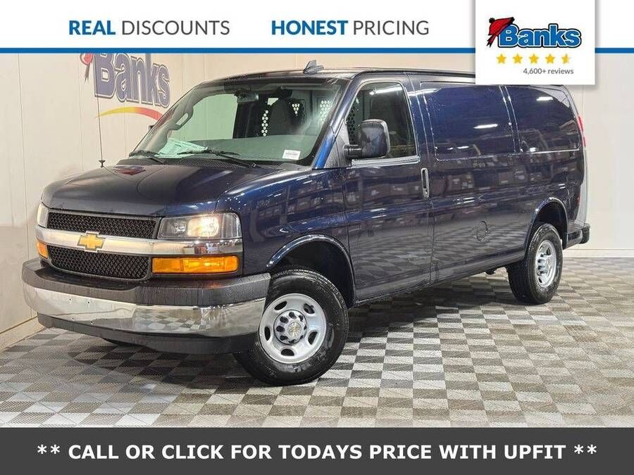 2026 CHEVROLET Express