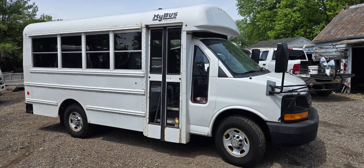 2012 CHEVROLET Express