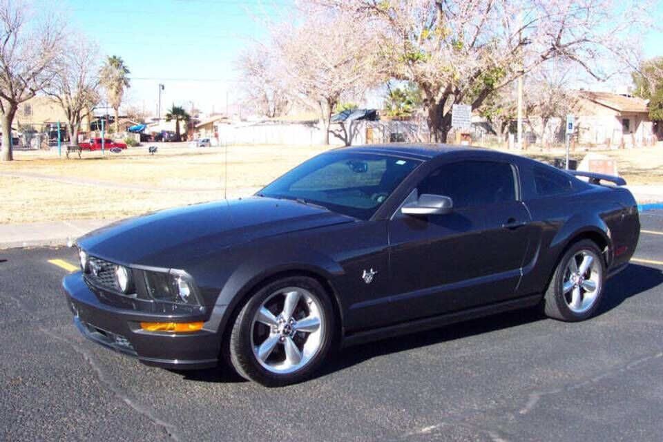 2009 FORD Mustang