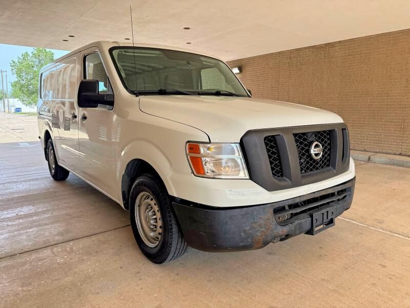 2018 NISSAN NV
