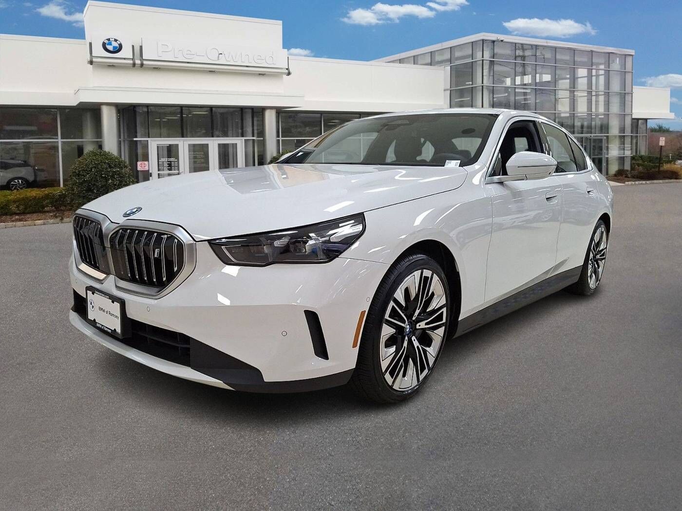 2025 BMW i5