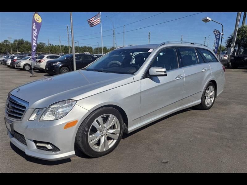 2011 MERCEDES-BENZ E-Class
