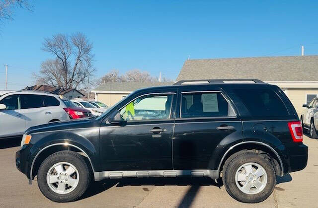2011 FORD Escape