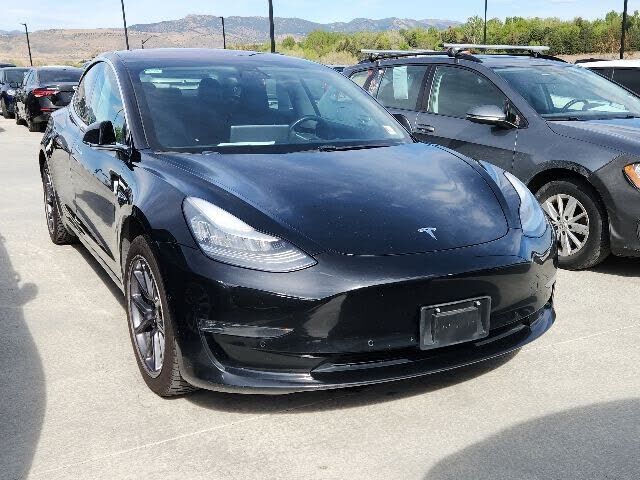 2018 TESLA Model 3